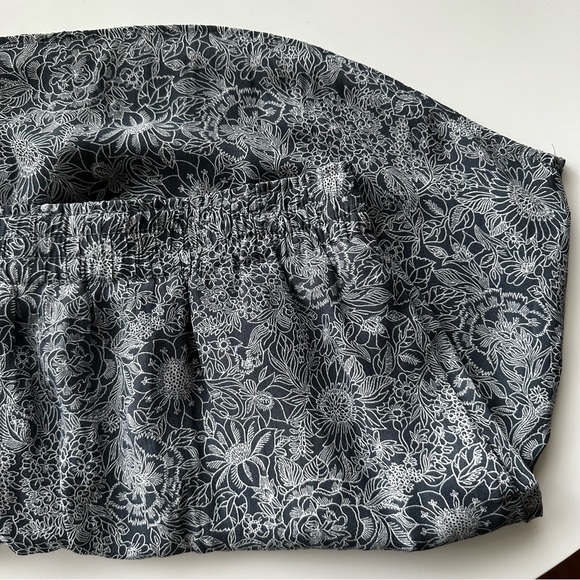 LOFT Floral Mini Skirt with Pockets - Picture 4 of 9